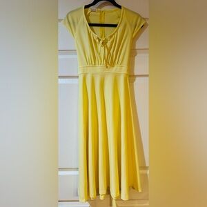 Vintage 70s Yellow Cap Sleeve Dress women’s size 6